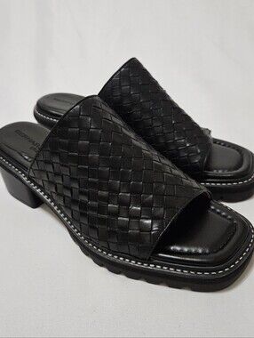 Bernardo Sindy Black Woven Slide Sandals Braided Leather Chunky Platform Size 11